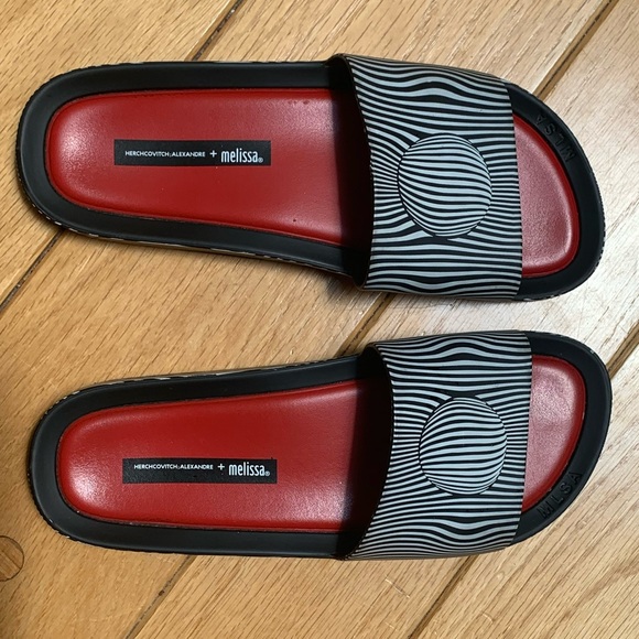 Melissa Beach Slide + Alexandre Herchcovitch - Picture 4 of 9